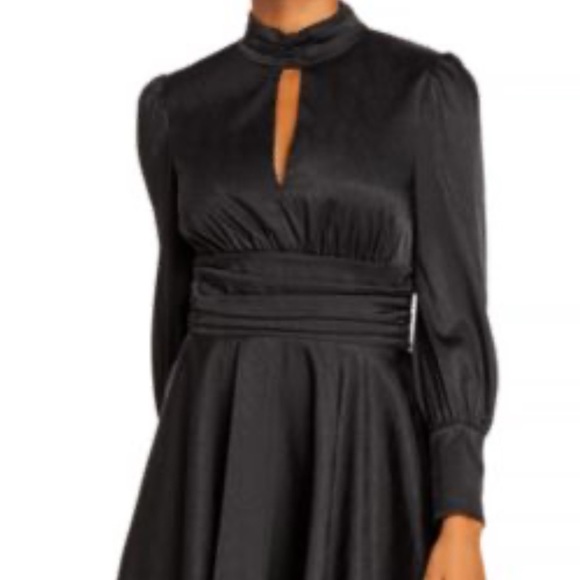 Wayf Elegant Black Dress - Picture 1 of 10